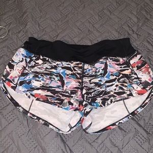 Lululemon speed up shorts size 4